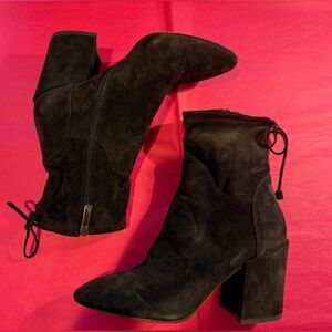 Aquatalia Black Suede Block Heel Weatherproof Ankle Booties boots size 9